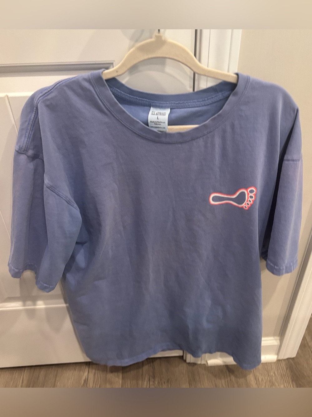 Women’s Barefoot Bar Short-Sleeve Oversized  Logo Tee - Lavender